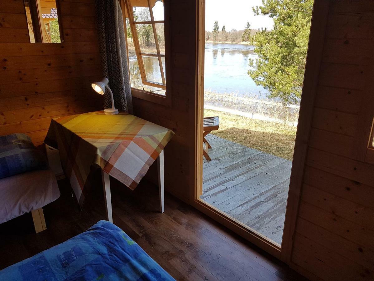 Soomaa Water Camp Hotel Jõesuu Buitenkant foto