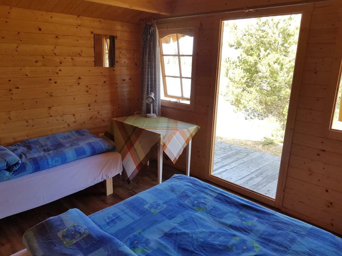 Soomaa Water Camp Hotel Jõesuu Buitenkant foto